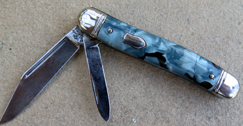 TWO BLADE RICHLANDS SHEFFIELD ENGLAND BLUE PEARL / MARBLE POCKET KNIFE